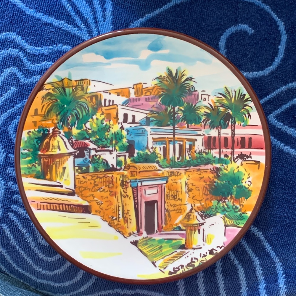 Hand Decorated Wall Plate maid in Spain.7 inch Theme: Old San Juan,Puerto Rico